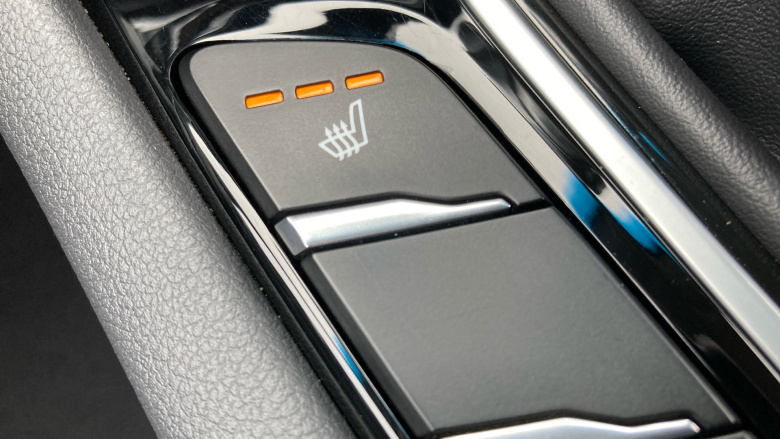 Hyundai IONIQ 1.6 GDi Hybrid Premium 5dr DCT Hybrid Hatchback